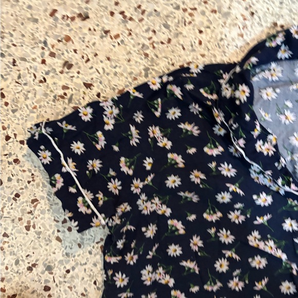 Vera Bradley two piece pajama set large - Picture 10 of 10